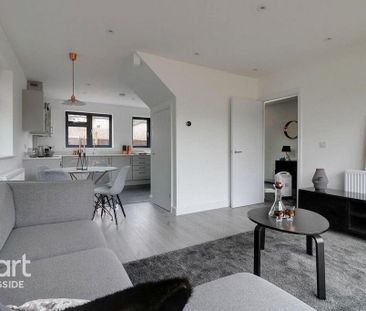 3 bedroom terraced house to rent - Photo 1