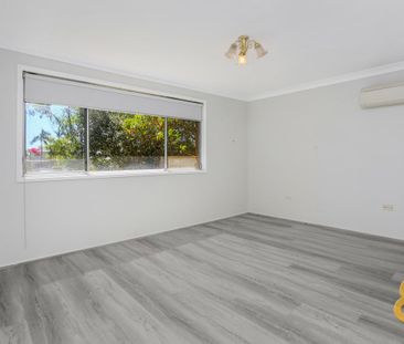 Charming Family Home - Photo 6