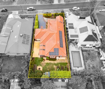 17 Pioneers Crescent, Pakenham VIC 3810 - House For Rent | Domain - Photo 4