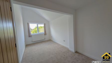4 bed Semi-detached in Amberley Road , Patchway, Bristol, BS34 6BX - Photo 4