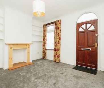 3 bedroom house to rent - Photo 2