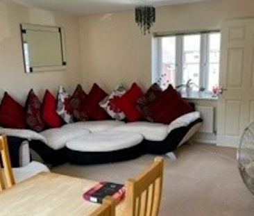 Coach House to rent on - Photo 5