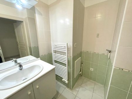 Location Appartement 2 pièces 39m² ST MARTIN LE VINOUX 38950 - Photo 2