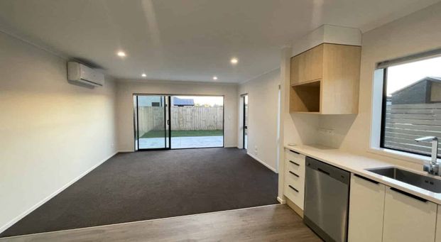 Heaven in Horotiu - Photo 1