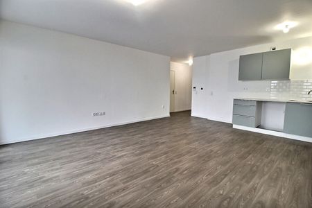 Location appartement 4 pièces, 79.80m², Rouen - Photo 2