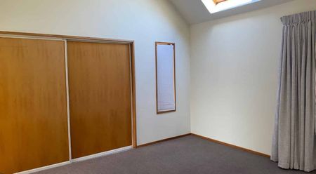 Spacious 3-Bedroom Family Home in Upper Riccarton - Photo 2