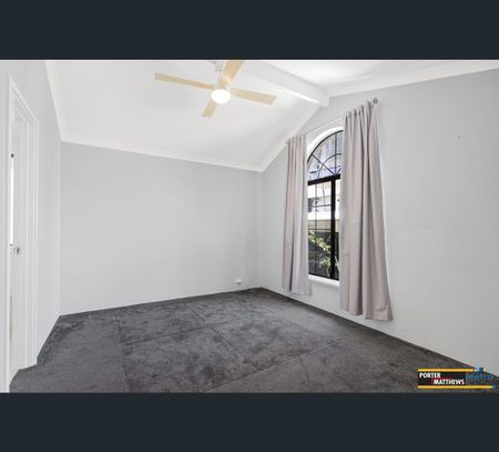 21 Dayana Court, Redcliffe, WA 6104 - Photo 5