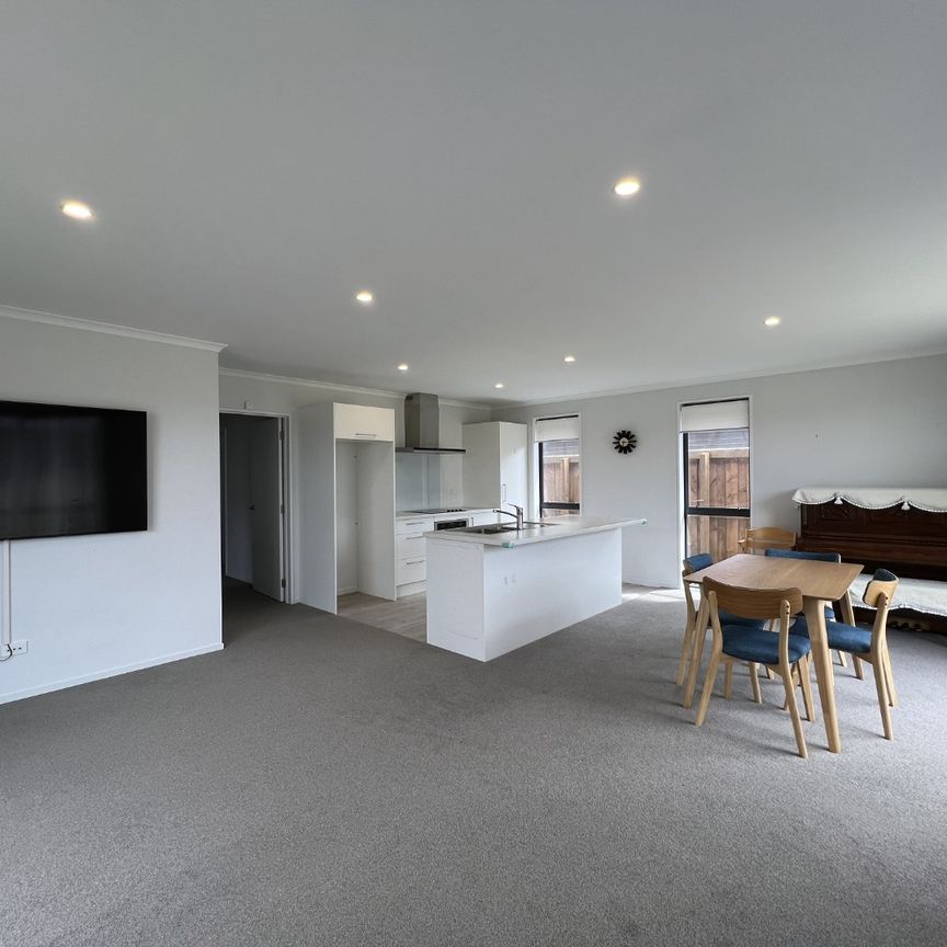 30 Sholto Duncan Crescent, Halswell - Photo 1