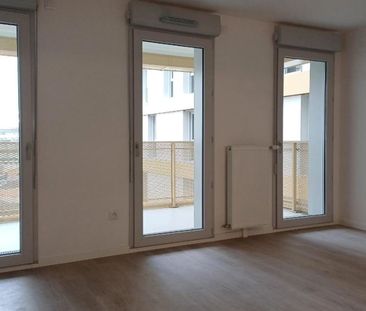 location Appartement T3 DE 62.53m² À REIMS - Photo 4