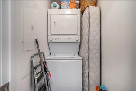 For Lease - 125 Shoreview Place Unit# 326, Hamilton, Ontario - Photo 4