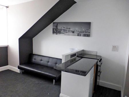 1 bedroom flat to rent - Photo 3