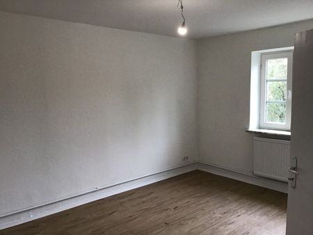 Individuelle 3-Zimmer-Wohnung in denkmalgeschütztem Objekt - Foto 4