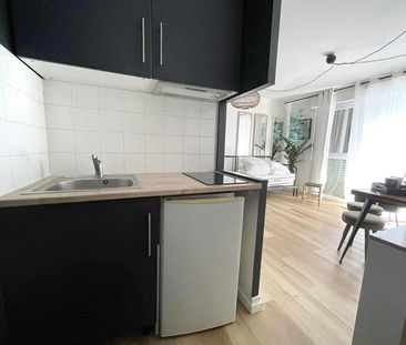 Location Appartement 1 pièce 23m² LA ROCHELLE 17000 - Photo 4