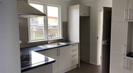 PRICE REDUCTION - Effortless Living on Egmont - Photo 4