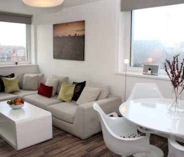 2 bedroom apartment to rent - Photo 2