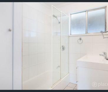 Bright, Neat, and Spacious Family Home - Photo 2