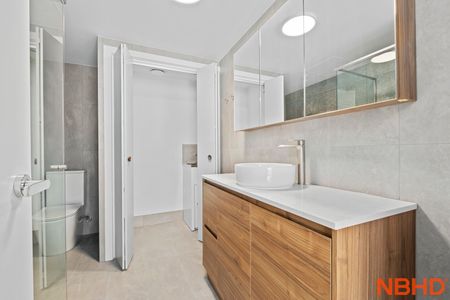 The Ultimate Blend of Luxury, Lifestyle & Location - Photo 3