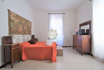 Trilocale con cortile