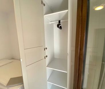 Avenida de la Albufera, Madrid, Community of Madrid 28038 - Photo 1