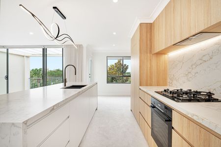 Luxuriously Renovated Coastal Apartment with Water Views & Resort Amenities - Photo 3