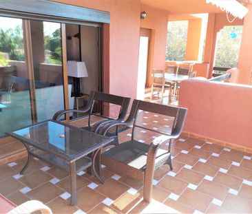 Middle Floor Apartment in Guadalmina Baja - Photo 2
