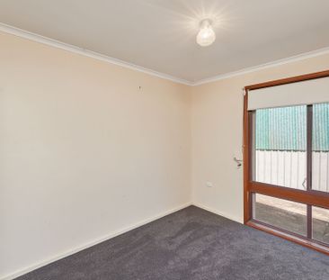 Spacious 4-Bedroom Home - Photo 1