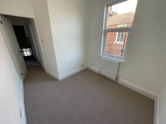 5 bedroom terraced house to rent - Photo 1