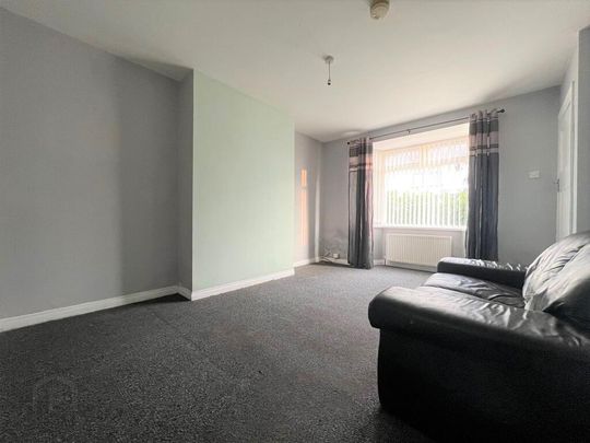 80 Ellis Street, Carrickfergus, BT38 8AZ - Photo 1