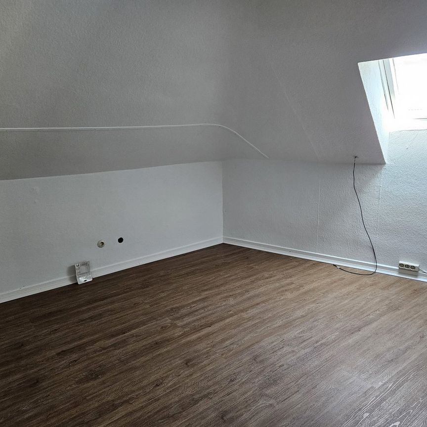 Perfekt für Singles: Einliegerwohnung in herrlich ruhige Lage - Photo 1