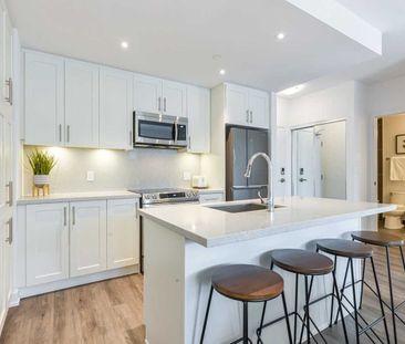 For Lease - 375 Sea Ray Avenue Unit# 212, Innisfil, Ontario - Photo 6