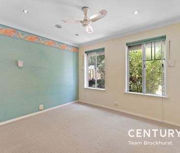 Perfect Family Entertainer with a Pool! - Photo 5