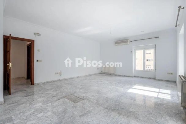 Piso en alquiler en Camino de Ronda - Photo 1