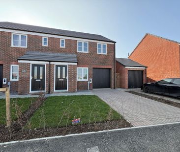 3 bedroom semi-detached house to rent - Photo 2