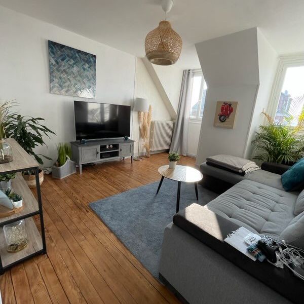 Location Appartement 2 pièces 49m² COUTANCES 50200 - Photo 1