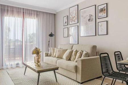 3 bedroom luxury penthouse for rent in Estepona, Andalusia - Photo 3