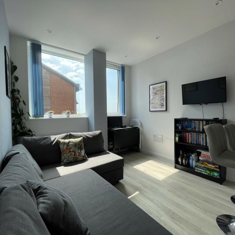 1 bedroom flat to rent - Photo 1