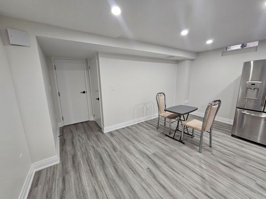 For Lease - 17 Dragonfly Crescent, Toronto, Ontario - Photo 1