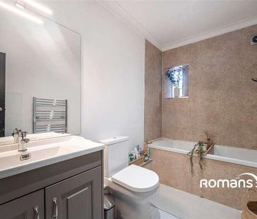 Kings Road, Ascot, Berkshire, SL5 - Photo 4