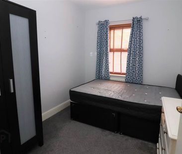 20b Hillsborough Road, Carryduff, Belfast, BT8 8HR - Photo 3