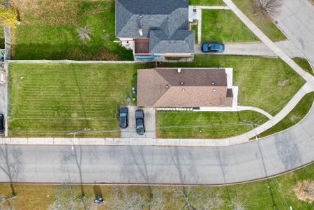 For Lease - 2 Harris Park Drive Unit# Main, Toronto, Ontario - Photo 2