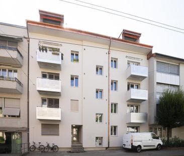 Sanierte und moderne 2.5-Zimmerwohnung - Photo 4