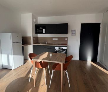 Location appartement 2 pièces - 40.8m² à Cholet (49300) - Photo 5