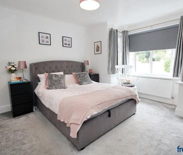 3 bedroom detached bungalow to rent - Photo 1