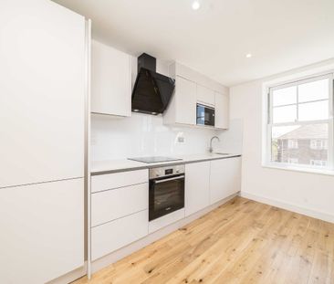 Kingsley Road, Haydon's Road, SW19, London - Photo 4