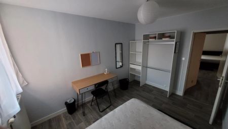 A AGEN, APPARTEMENT T4 MEUBLÉ AVEC PARKING EXTÉRIEUR ET TERR - Photo 4