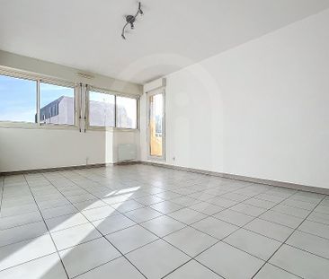 Location Appartement 2 pièces 49m² MONTPELLIER 34090 - Photo 3