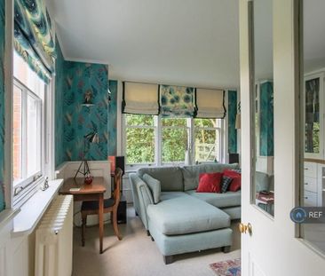 4 bedroom detached house to rent - Photo 4