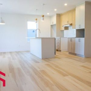 Appartement Sainte-Julienne À Louer - Photo 2