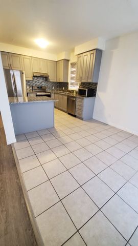 For Lease - 19 Saddlebrook Court, Kitchener, Ontario - Photo 5