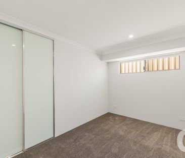 Brand New 3x2 with Single Roller Door Garage! - Photo 4